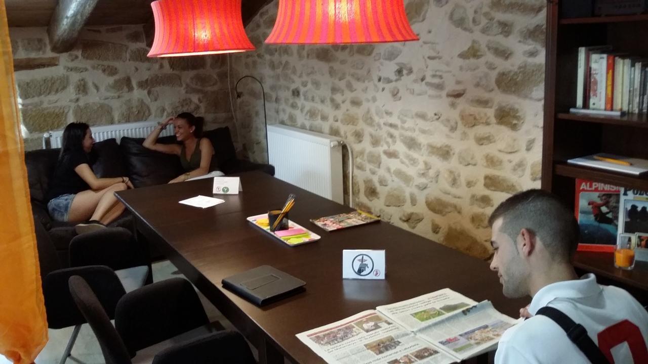 Albergue Valderrobres Auto Check-In Kültér fotó