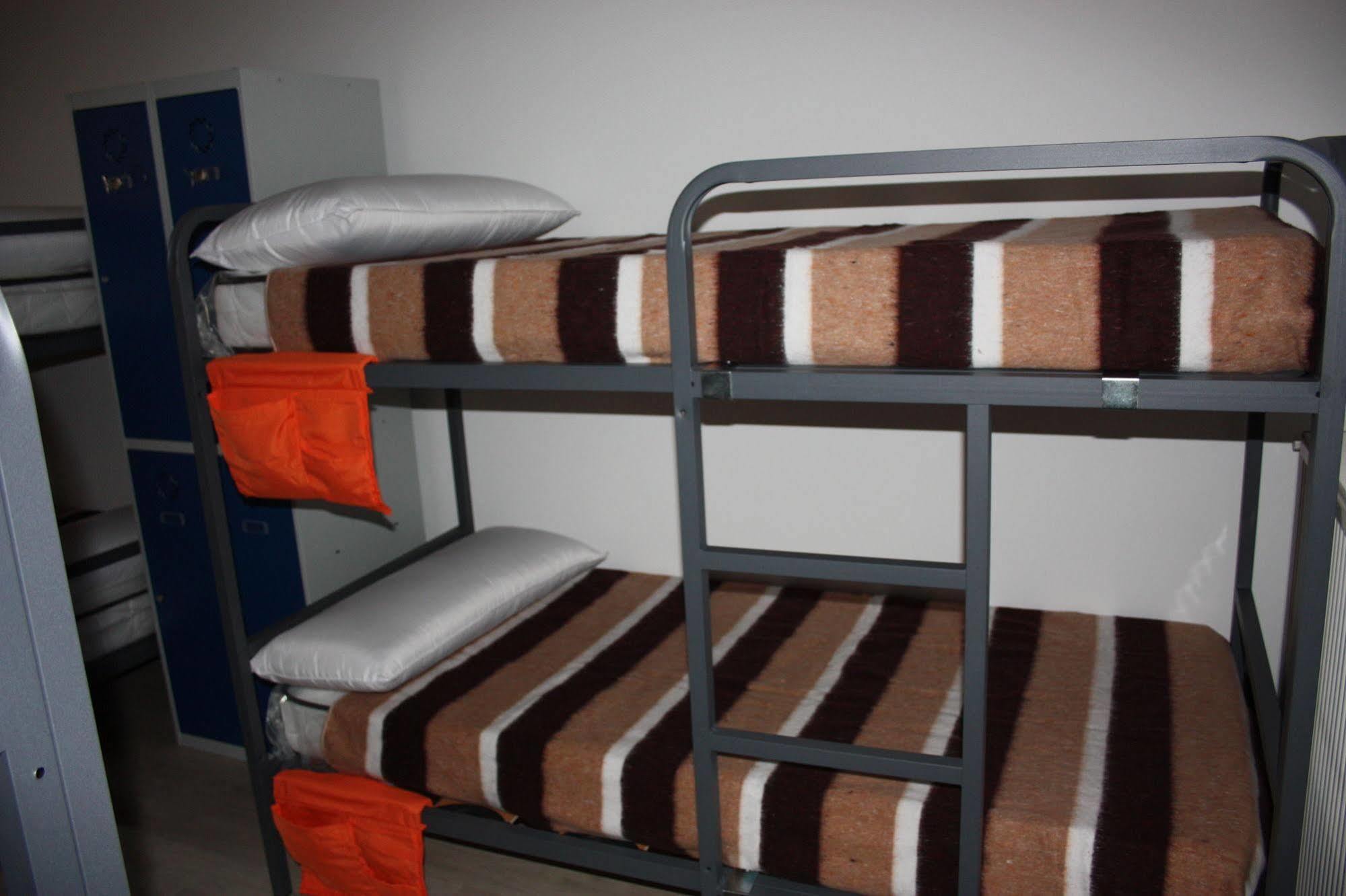Albergue Valderrobres Auto Check-In Kültér fotó