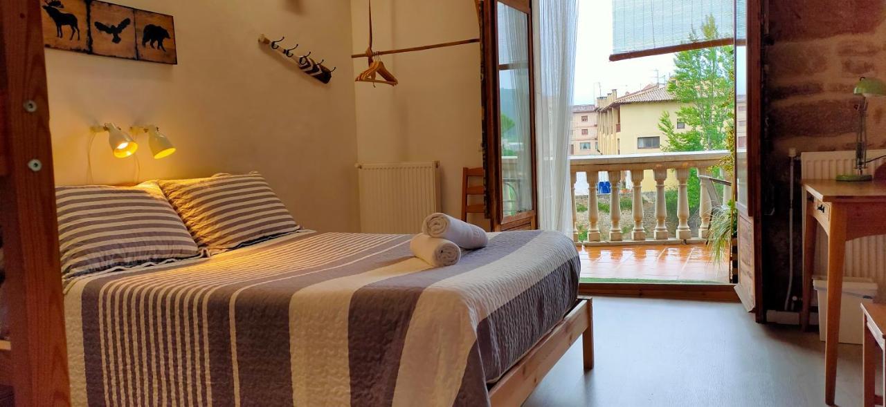 Albergue Valderrobres Auto Check-In Kültér fotó